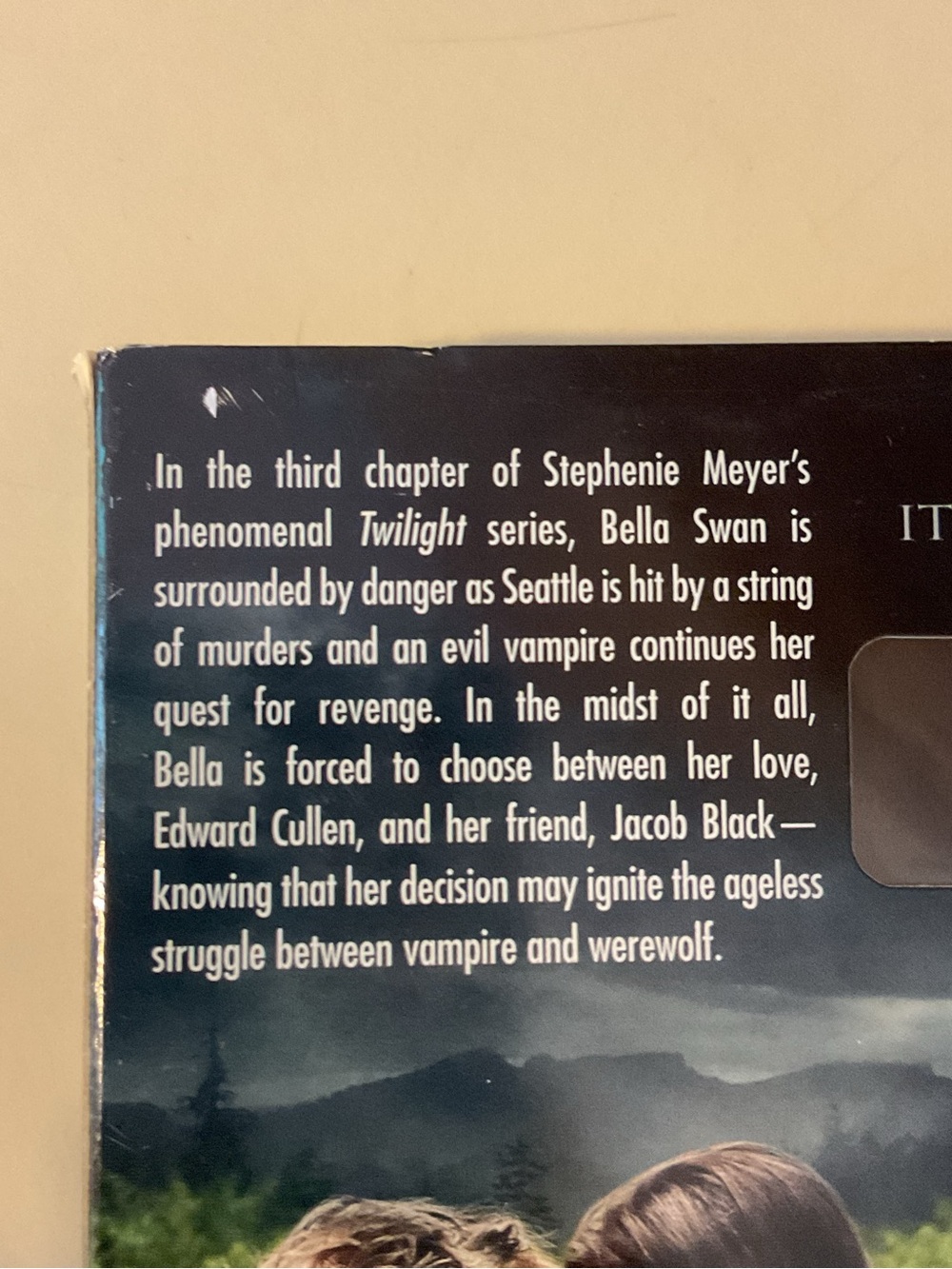 Twilight Saga 5 DVD Set: Twilight, New Moon, Eclipse, Breaking Dawn Parts 1 & 2 - Picture 12 of 17